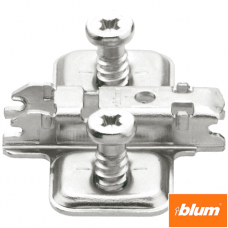 CLIP Plăcuţă de montaj, în cruce, 0 mm, oţel, euro-şuruburi premontate, reglaj pe înălţime: Gaură alungită